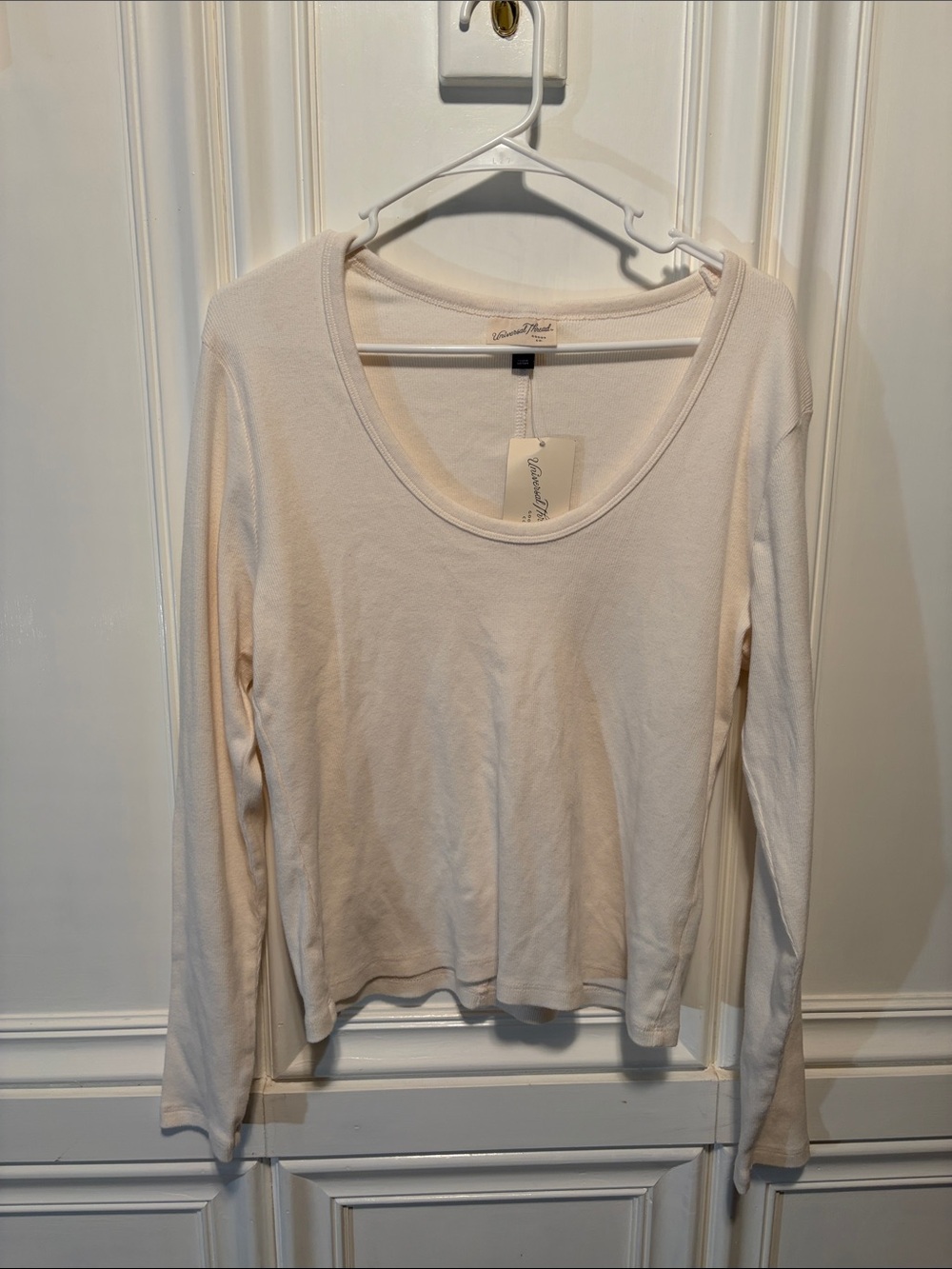 Universal Thread Scoop Neck Long Sleeve Top in Cream